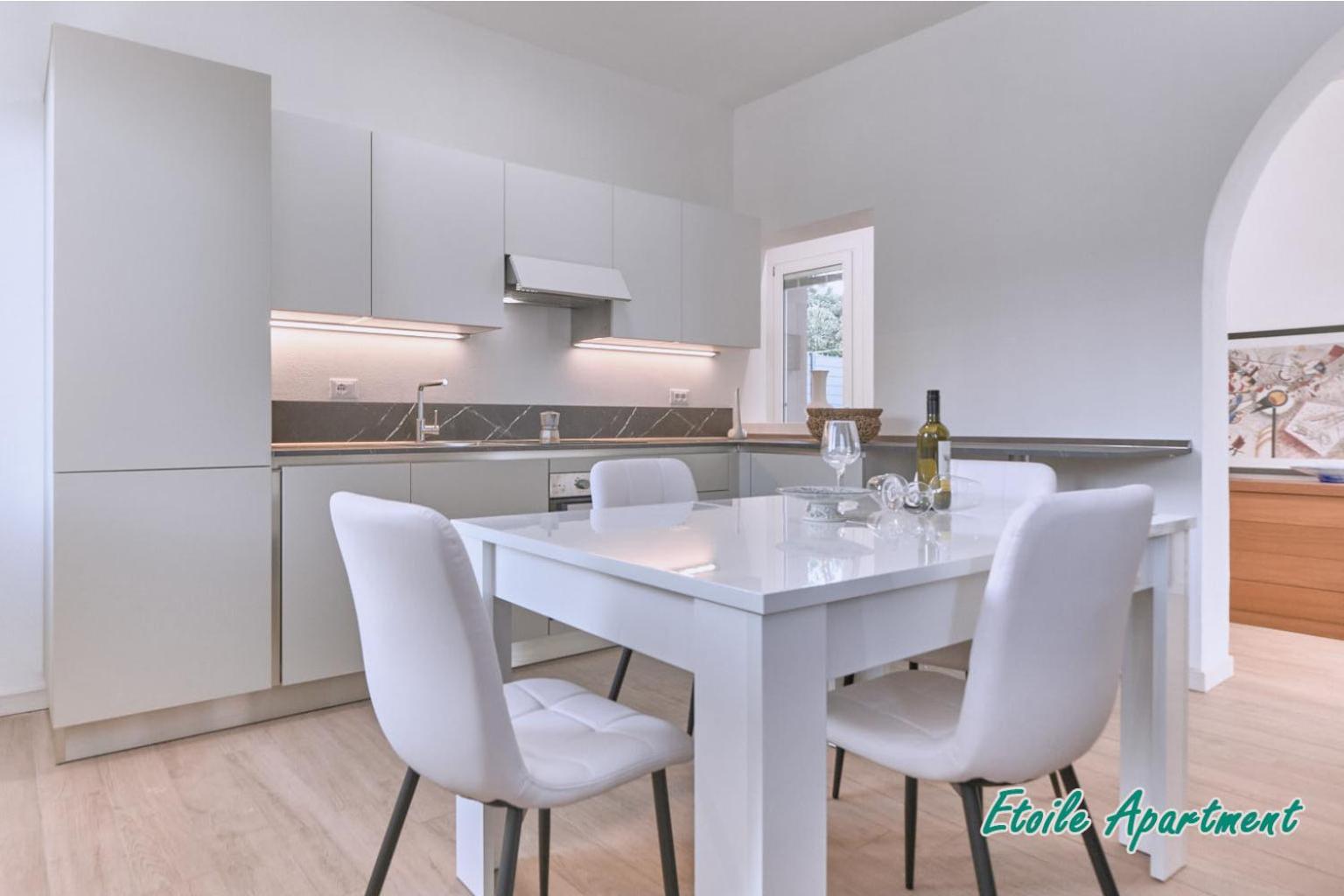 Casa Monique Apartments Desenzano del Garda Zewnętrze zdjęcie