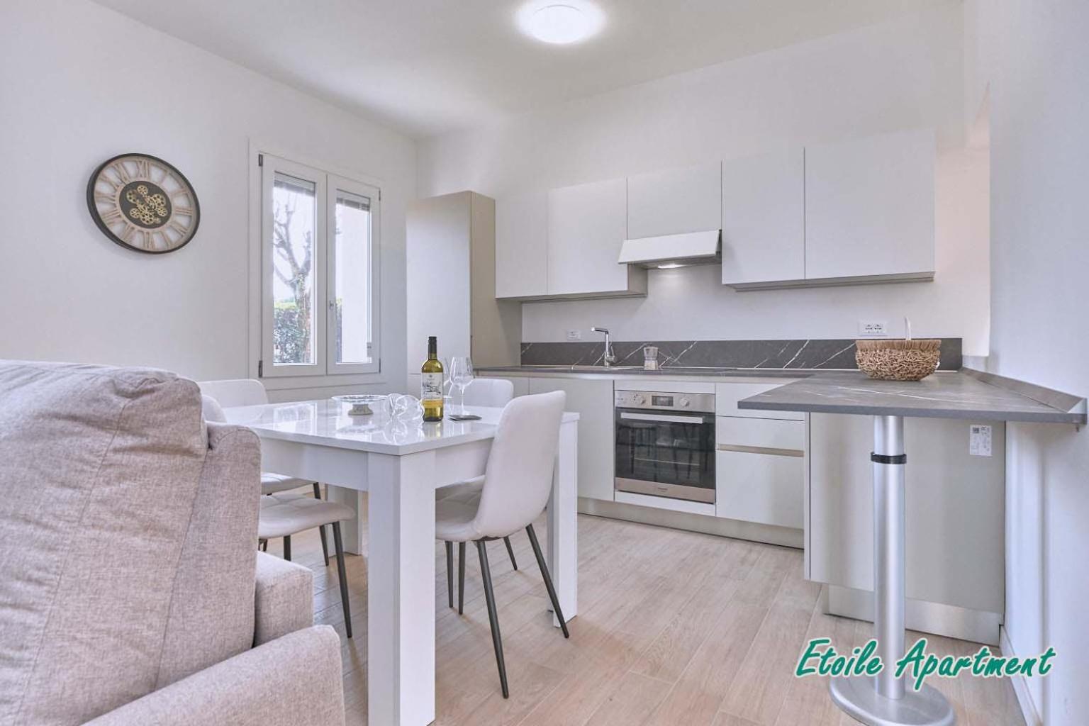 Casa Monique Apartments Desenzano del Garda Zewnętrze zdjęcie